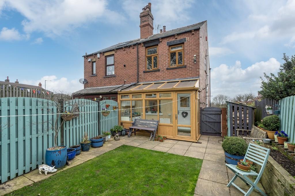 Wakefield Road, Drighlington 3 bed semidetached house £179,995