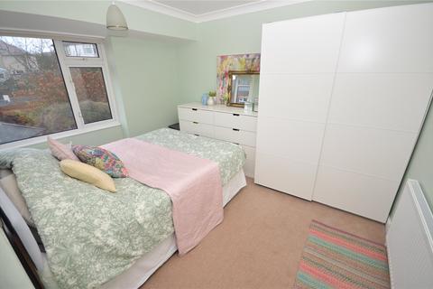 17 Benton Park Drive, Rawdon, Leeds, LS19 6AN