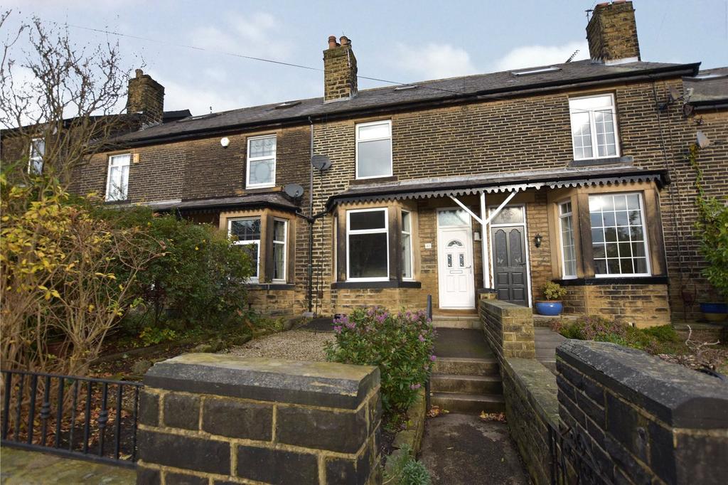 South Parade, Pudsey, West Yorkshire 3 bed terraced house £285,000