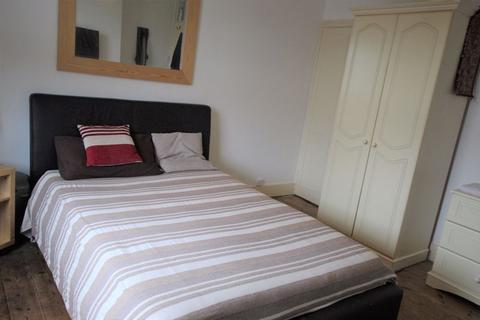 61 Burgh Heath Road, Epsom, KT17 4NF