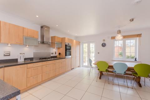 5 bedroom townhouse to rent, Reliance Way, East Oxford, OX4