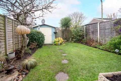 19 Aintree Road, Calmore, Southampton, SO40 2TL