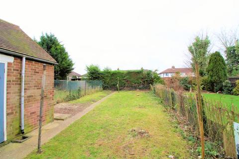 66 Abbots Wood Road, Luton, LU2 0LT
