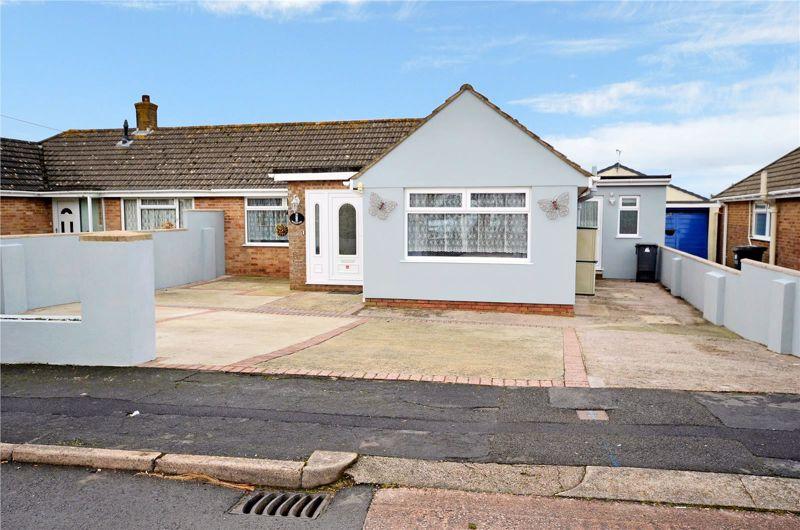 LAKES ROAD, BRIXHAM 3 bed semidetached bungalow £325,000