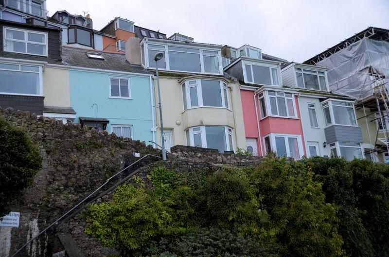 SEAVIEW TERRACE, BRIXHAM 3 bed terraced house £335,000