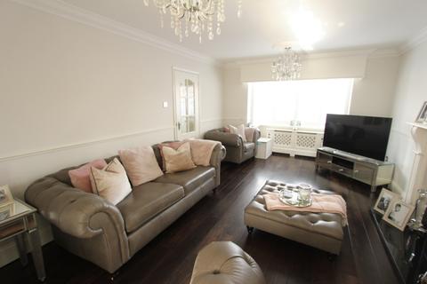4 Bark Burr Road, Grays, RM16 6PL