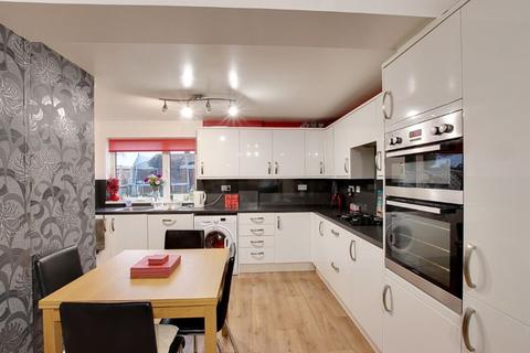 31 Beech Grove, Trowbridge, BA14 0HG
