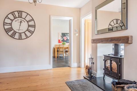 20 Queensmead Avenue, Epsom, KT17 3EQ
