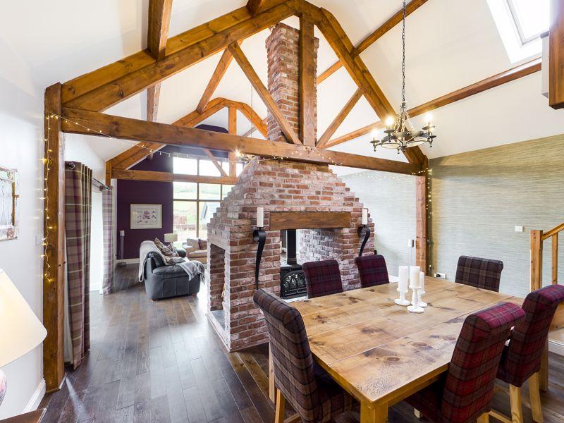 Lounge / Dining...