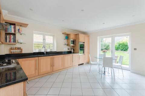 12 Abingdon Road, Cumnor, Oxford, OX2 9QN