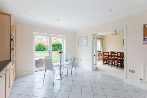 12 Abingdon Road, Cumnor, Oxford, OX2 9QN