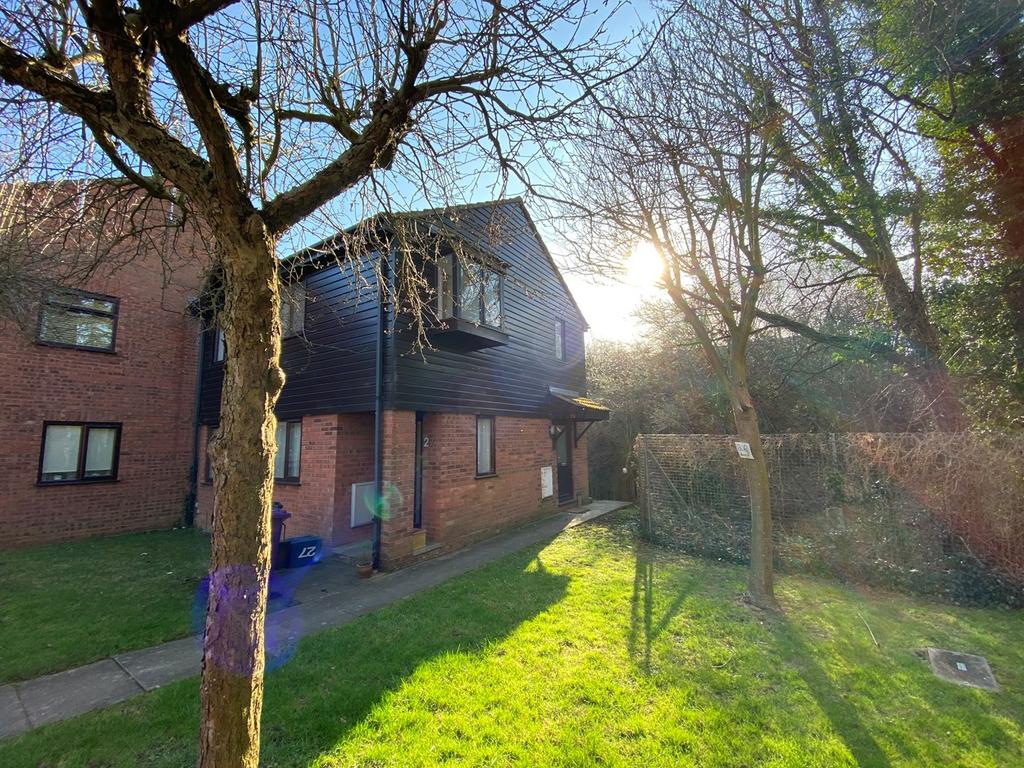 Millstream Close, Hitchin, SG4 1 bed ground floor flat £155,000