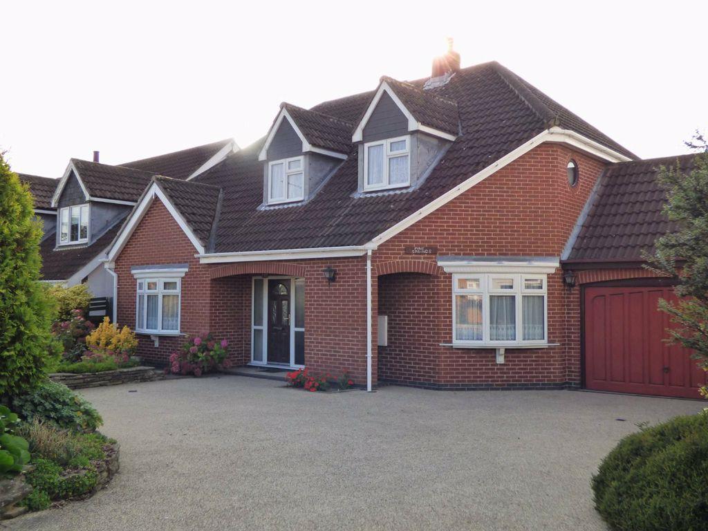 Beverley Road, Dunswell 5 bed detached bungalow £330,000