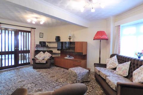 Pine Springs Beverley Road, Dunswell, Hull, HU6 0AD