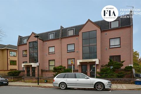Flat 6, Denton Court, 1a Avenue Road, Isleworth, TW7 4RS