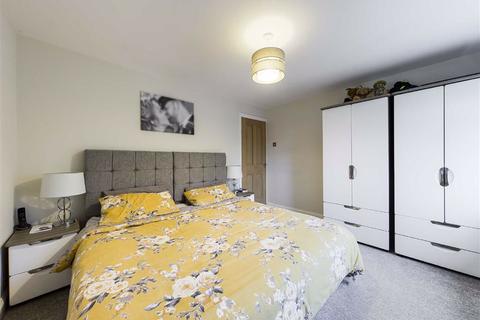 18 Harrison Road, Shurdington, Cheltenham, GL51 4SE