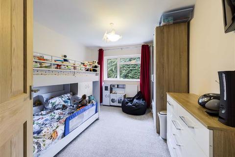 18 Harrison Road, Shurdington, Cheltenham, GL51 4SE