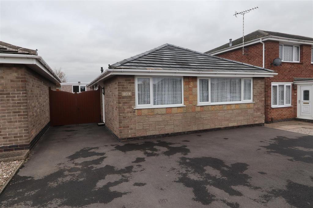 Jordan Avenue, Stretton, Burton On Trent 2 bed detached bungalow £227,950