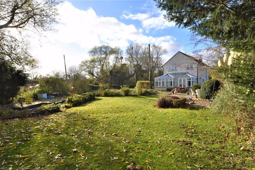Dormston Lane, Dormston, Worcestershire 3 bed cottage £450,000