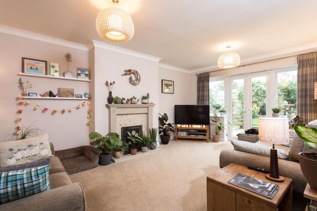 Jervis Court, Sutton On Derwent, York 5 bed detached house £470,000