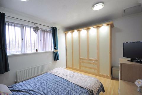 16 Bordeaux Road, Stoke-on-trent, ST3 7GW