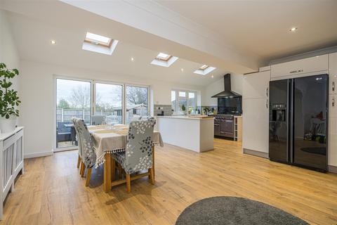 30 Arundel Road, Woodley, Reading, RG5 4JL
