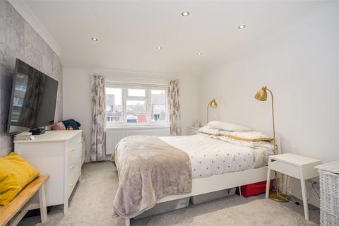 30 Arundel Road, Woodley, Reading, RG5 4JL