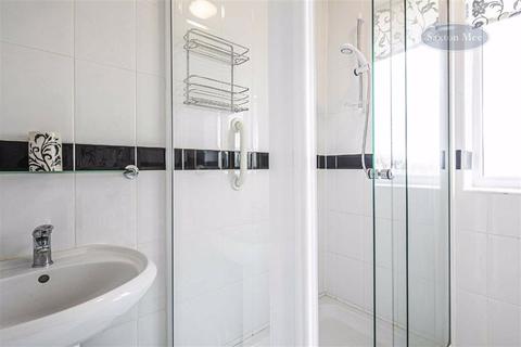 61 Far Lane, Sheffield, S6 4FE
