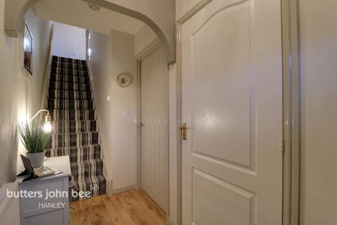 10 Campian Way, Stoke-on-trent, ST6 8FA