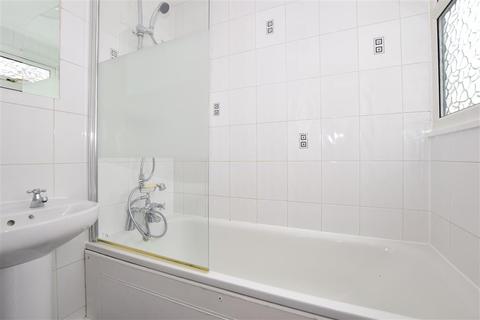 36 Stoneleigh Road, Carshalton, SM5 1JZ