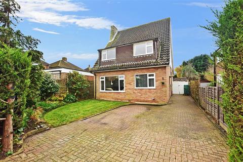 70 Kingsley Grove, Reigate, RH2 8DX
