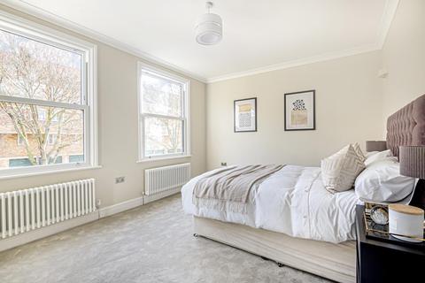 17 Yalding Road, London, SE16 3SS