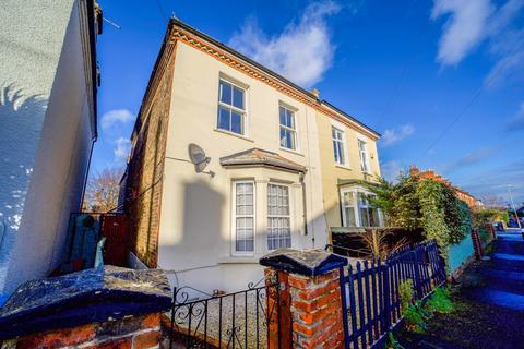 85 Cambridge Road, New Malden, KT3 3QP
