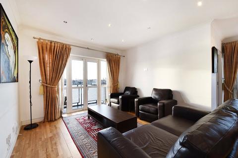 2 bedroom apartment to rent, Riverview Court, Old Bellgate Place, E14