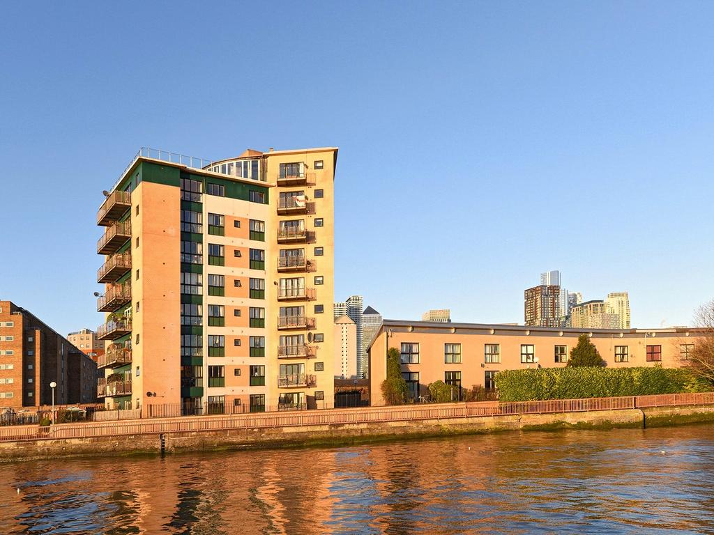 Riverview Court