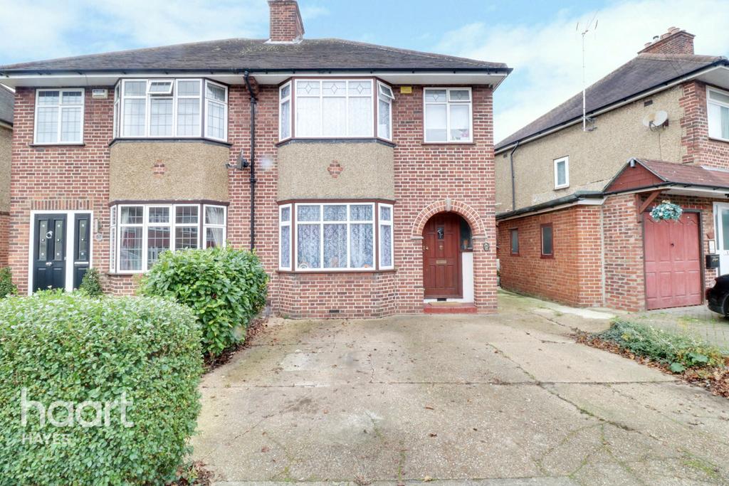 Hayes End Drive, Hayes 3 bed semidetached house £465,000