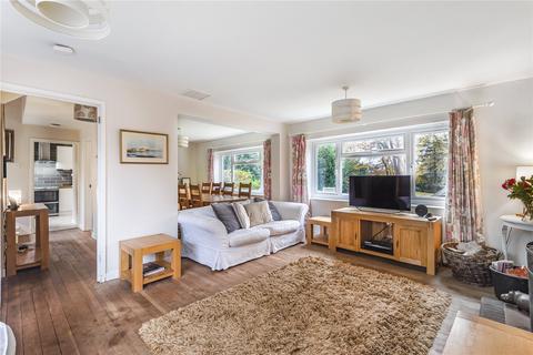 10 Birch Close, Wrecclesham, Farnham, GU10 4TJ