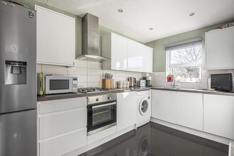 29 Saville Row, Bromley, BR2 7DX