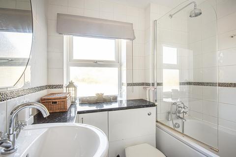 29 Saville Row, Bromley, BR2 7DX
