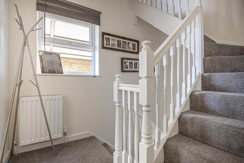 29 Saville Row, Bromley, BR2 7DX