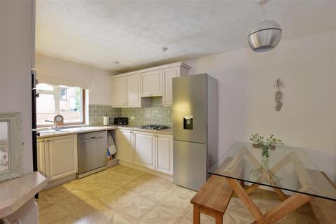 Spring Field Cottage Back Lane, Cross In Hand, Heathfield, TN21 0QD