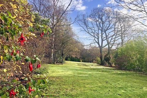 Spring Field Cottage Back Lane, Cross In Hand, Heathfield, TN21 0QD