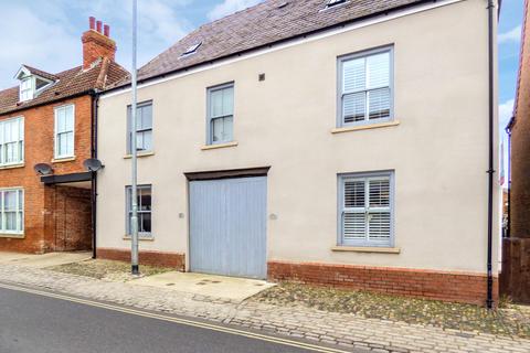 27c Beckside, Beverley, HU17 0PB