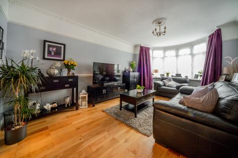 83 Tynemouth Drive, Enfield, EN1 4LP