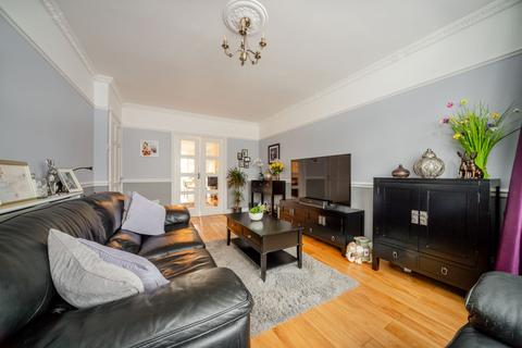 83 Tynemouth Drive, Enfield, EN1 4LP