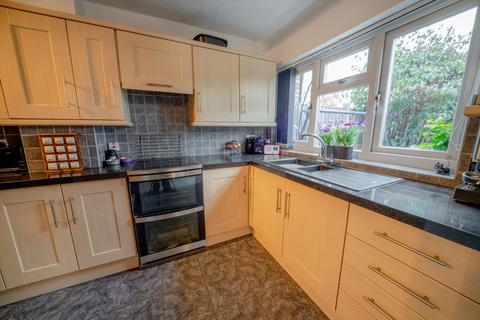 83 Tynemouth Drive, Enfield, EN1 4LP
