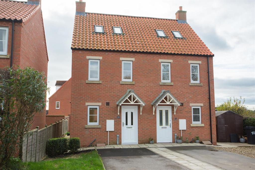 Ruffa Lane, Pickering 3 bed semidetached house £170,000