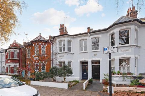 55 Silver Crescent, London, W4 5SF