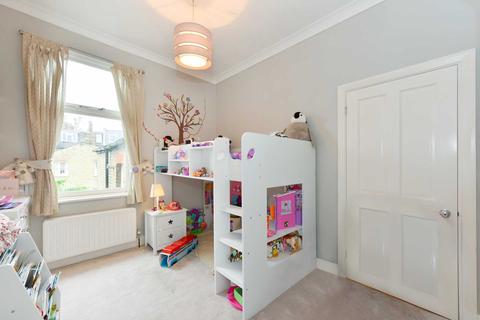55 Silver Crescent, London, W4 5SF