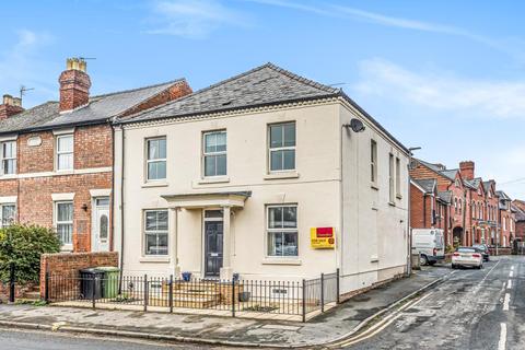 25 Eign Road, Hereford, HR1 2RY